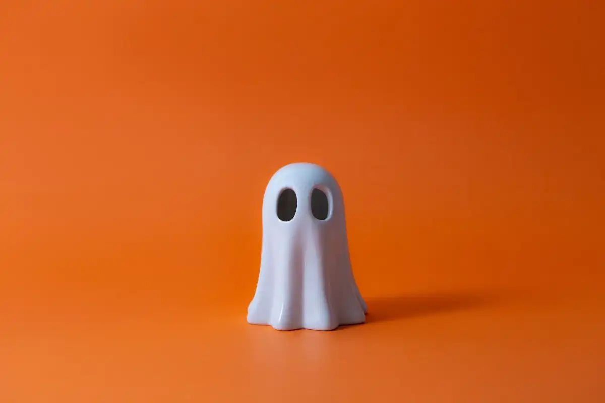 Ghost Angels: Snap Alumni Venture Fund for Social Media AI Startups