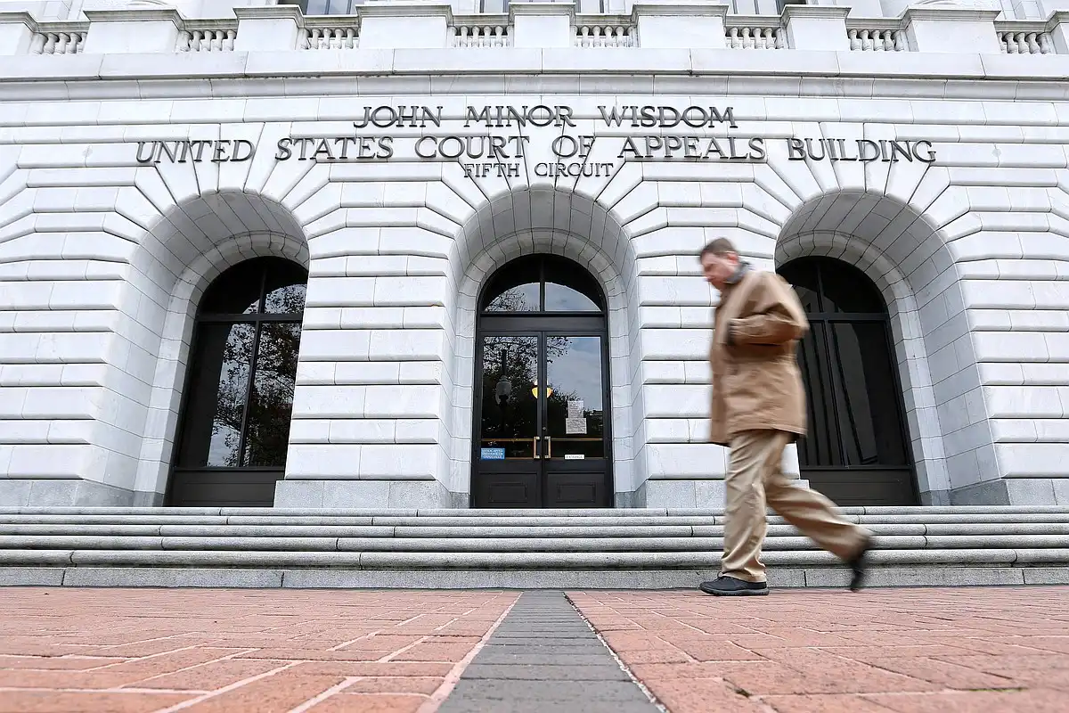 5th Circuit Blocks Texas SCOPE Act's Content Filtering Mandate